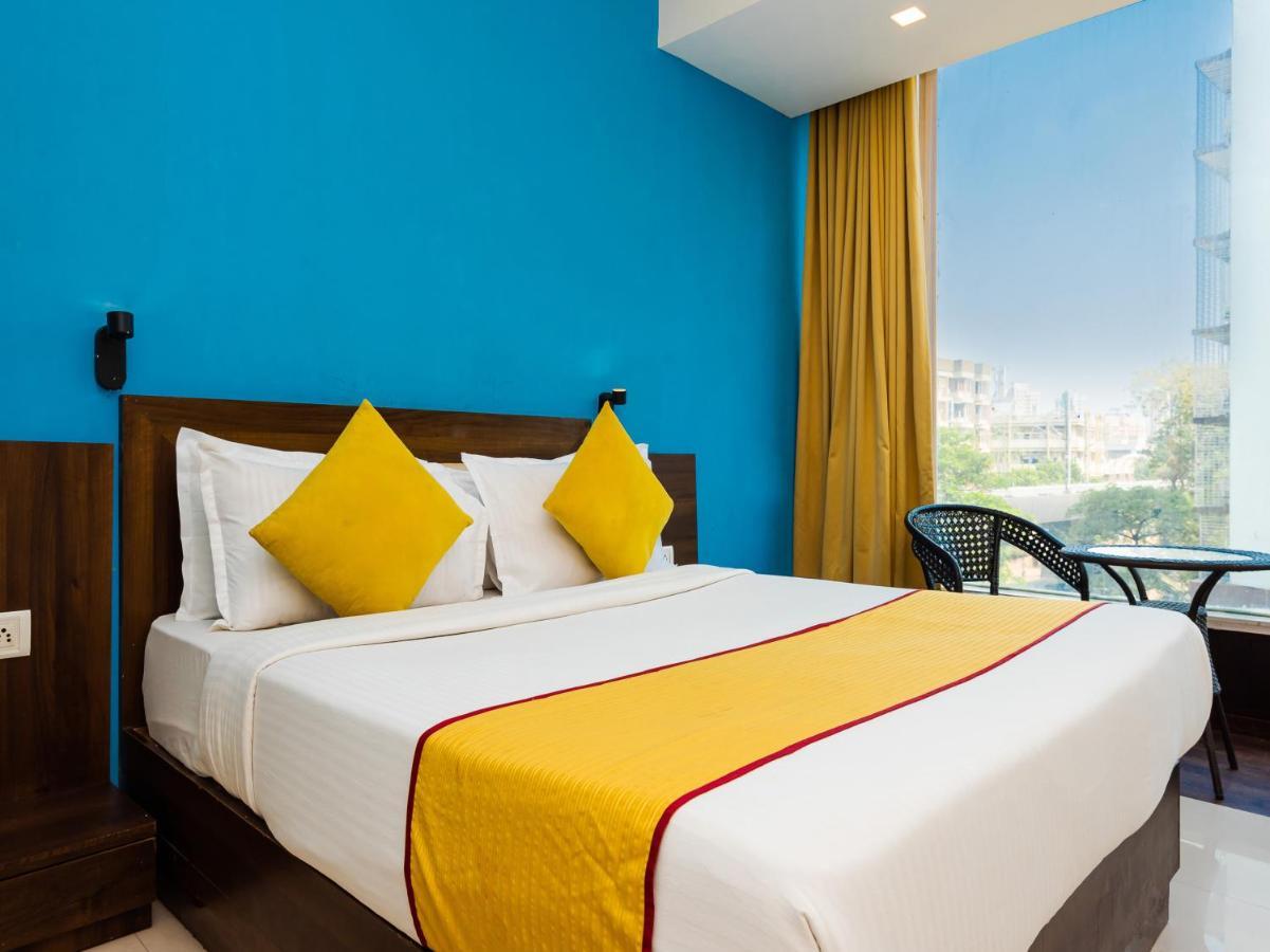 Hotel Aura - Near Malad Link Road غوراي المظهر الخارجي الصورة