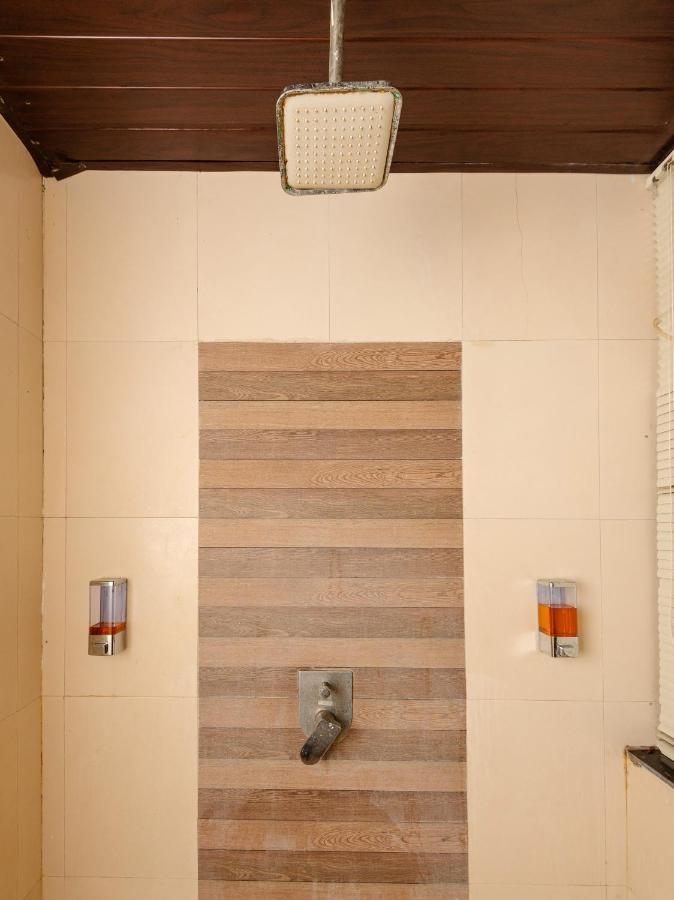 Hotel Aura - Near Malad Link Road غوراي المظهر الخارجي الصورة
