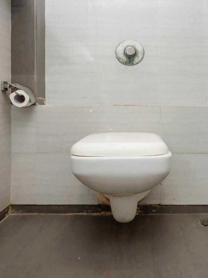 Hotel Aura - Near Malad Link Road غوراي المظهر الخارجي الصورة